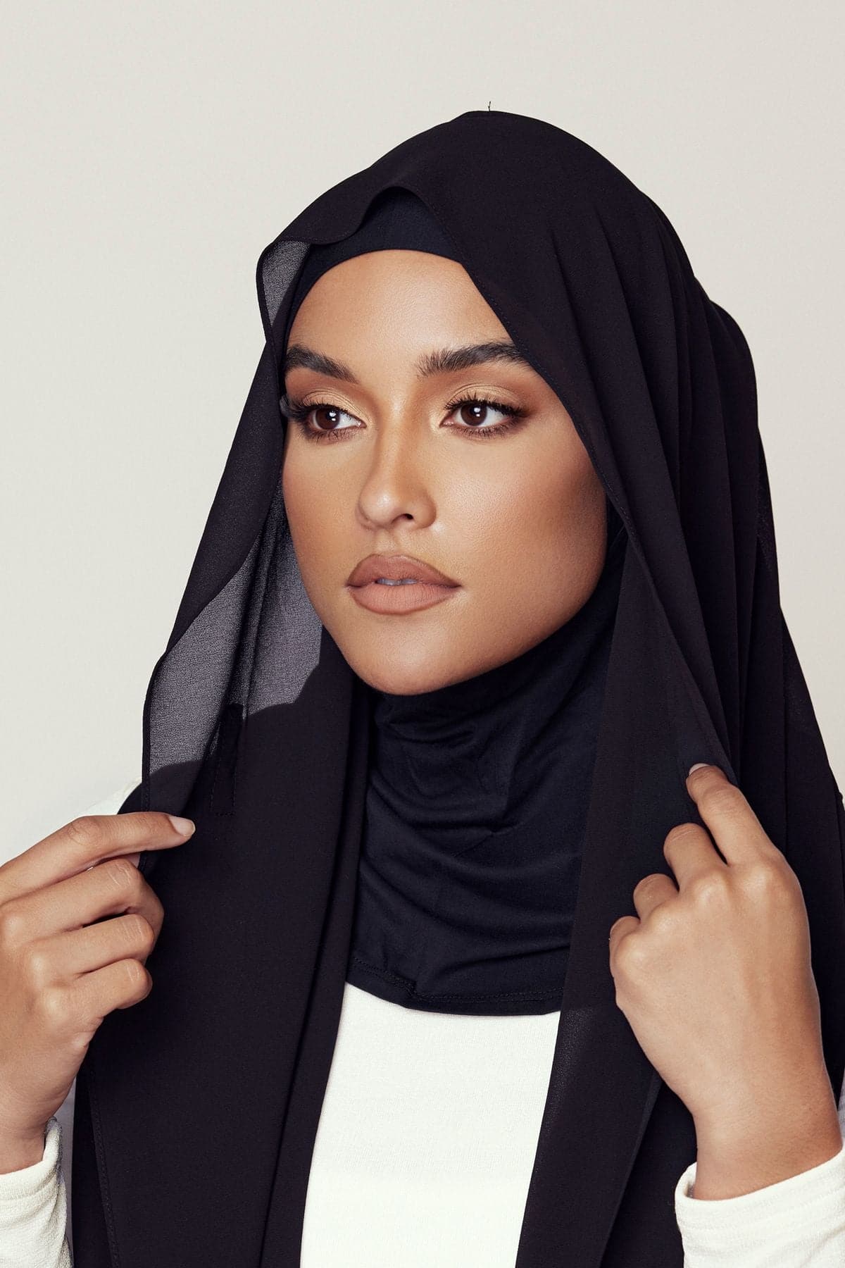 Zahraa Instant Chiffon Hijab- Black - Zahraa The Label