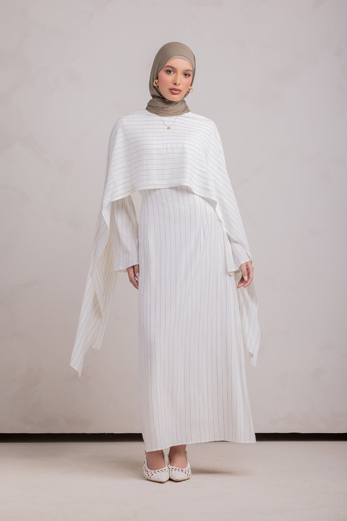 Huda Everyday Cape Dress - Oasis