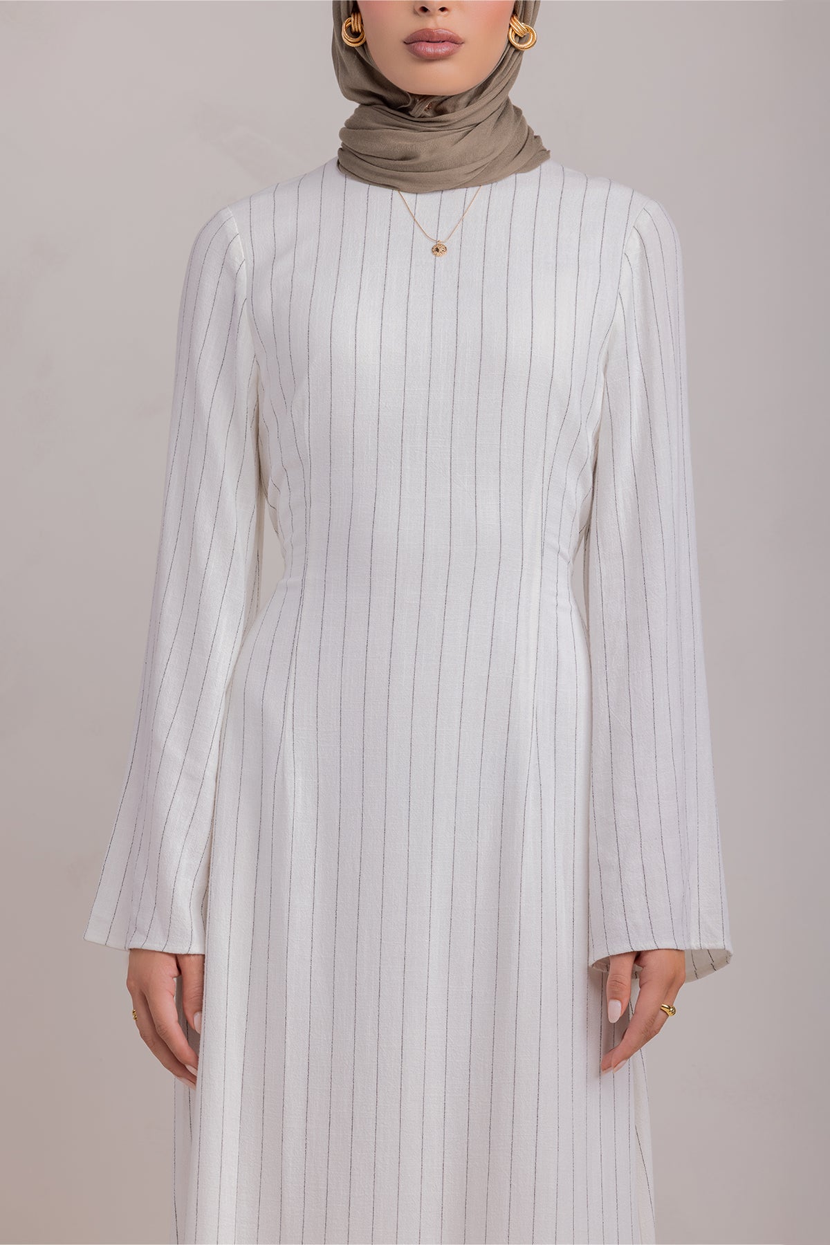 Huda Everyday Cape Dress - Oasis