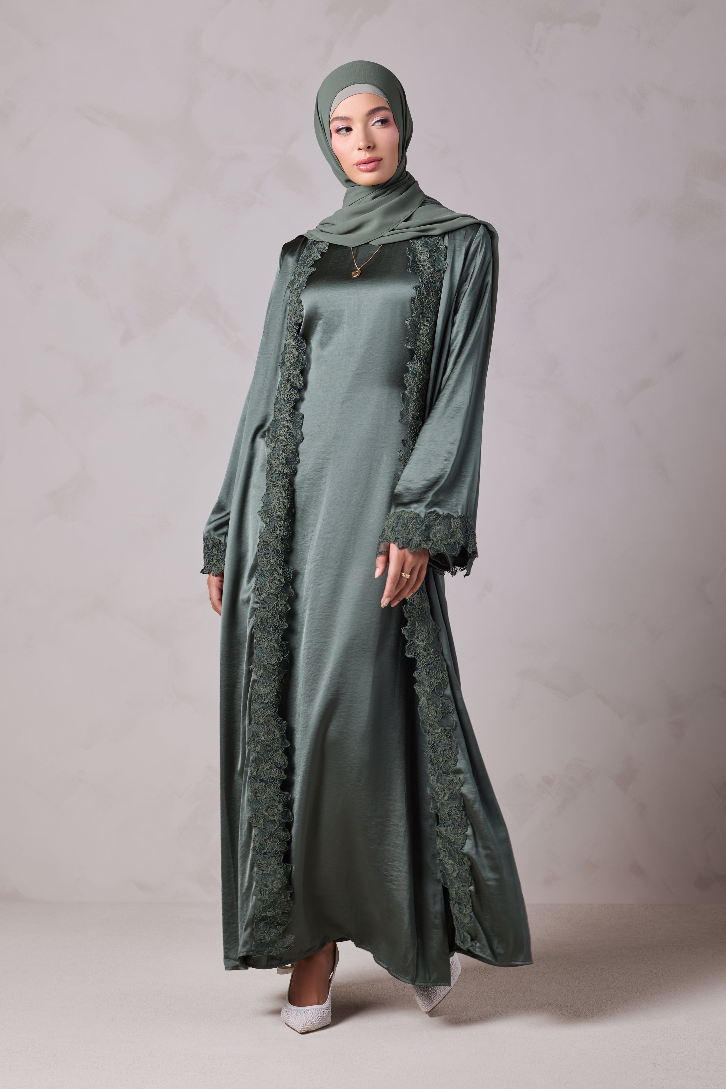 Amani Lace Trim Abaya & Hijab Set - Zaytoon